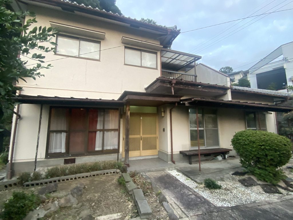 OITAリノベ 大分市大字三芳(古国府駅)中古戸建  2階建て 6SDK 高台 和風の中古住宅 和室あり 大道小学校校区・王子中学校校区